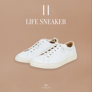 ภาพขนาดย่อของภาพหน้าปกสินค้าMoonlife Life sneaker II - white รองเท้าหนังวัวแท้ สนีกเกอร์หนัง สีขาว จากร้าน moonlife_thailand บน Shopee