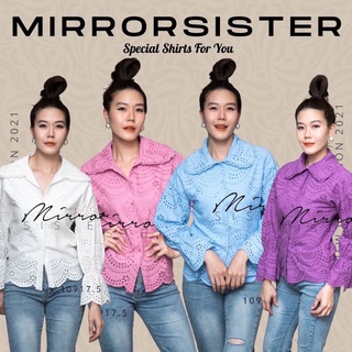 📌ทักก่อนสั่ง📌เสื้อเชิ้ตคอปกมน ปักฉลุลูกไม้ทั้งตัว อก34” Mirror