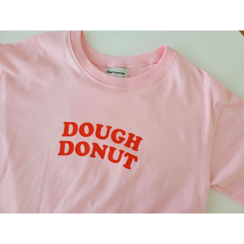 เสื้อยืดคอกลม-สีชมพู-dough-donut-t-shirt