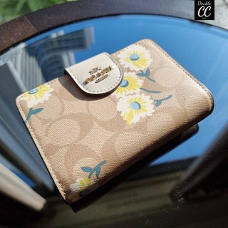 (แท้ 💯%‼ Factory) COACH C3375 MEDIUM CORNER ZIP WALLET IN SIGNATURE CANVAS WITH DAISY PRINT