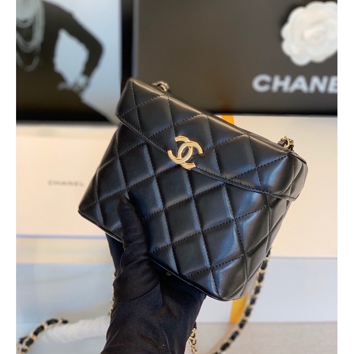 พรี-chanel-2021fw-กระเป๋าสะพาย-กระเป๋าแฟชั่นแบรนด์เนน-กระเป๋าโซ่หนังแกะ