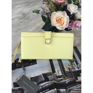 Charles & Keith Wallet (outlet) สีเหลือง