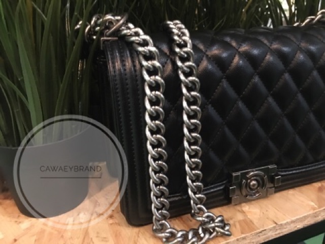 พร้อมส่ง-กระเป๋า-chanel-boy-super-premium-pu-lampskin