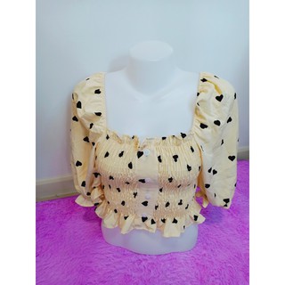 เสื้อคอเหลี่ยมแขนยกสมอคเอวลายหัวใจ