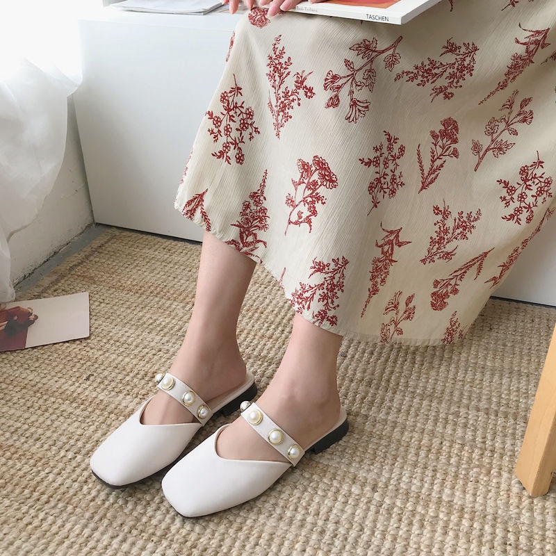 hot-sale-korean-flat-bottom-baotou-slippers-female-summer-2019-new-fashion-pearl-outer-wear-sandals-one-pedal-lazy-hal