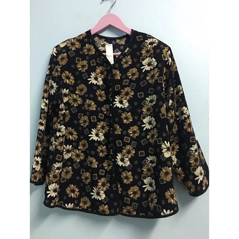 เสื้อคอจีน-ลายดอก-สีกรม-มือสอง-กระดุมหน้า