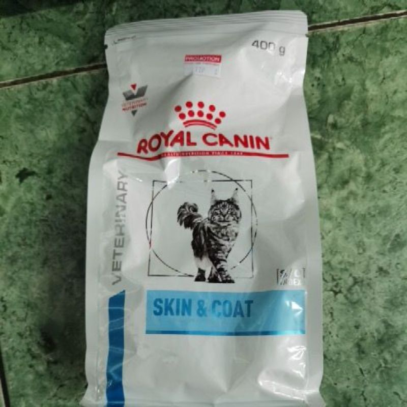 อาหารบำรุงผิวหนังและขน-royal-canin-skin-and-coat-400g-1-5kg