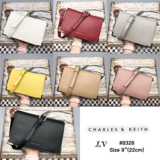 CHARLES AND KEITH
งานพรีเมี่ยม ปั้มครบ พร้อมถุงผ้า
ขนาด9" 
ราคา 690บาท