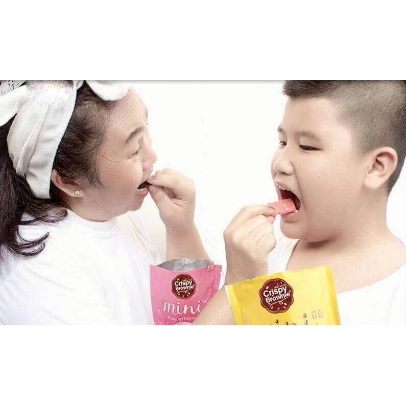 crispy-brownie-mini-บราวนี่อบกรอบผสมช็อคโกแลต