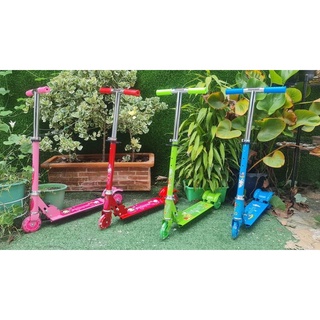 สกู๊ตเตอร์ขาไถสีสันสดใส สกู๊ตเตอร์ขาไถเด็ก
