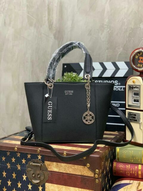 guess-womens-medium-tote-bag-แท้-outlet