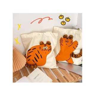 Tiger Tail tote bag กระเป๋าผ้าใบใหม่ต้องมาแล้วนะ ตอกย้ำปีเสือ2022