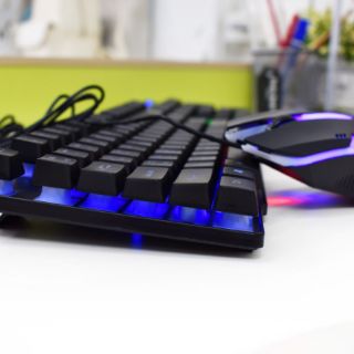 ภาพขนาดย่อของภาพหน้าปกสินค้าคีย์บอร์ด เมาส์ Keyboard Mouse มีไฟ Rainbow Oker Km-6120 ราคา จากร้าน alphacomshop บน Shopee ภาพที่ 7