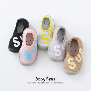 Baby-nong รองเท้าเด็ก รองเท้าหัดเดิน รองเท้าพื้นยางซิลิโคน กันลื่นสำหรับเด็กแรกเกิด6 เดือน- 3 ปี.*ลายแฟชั่นตัวอักษร*