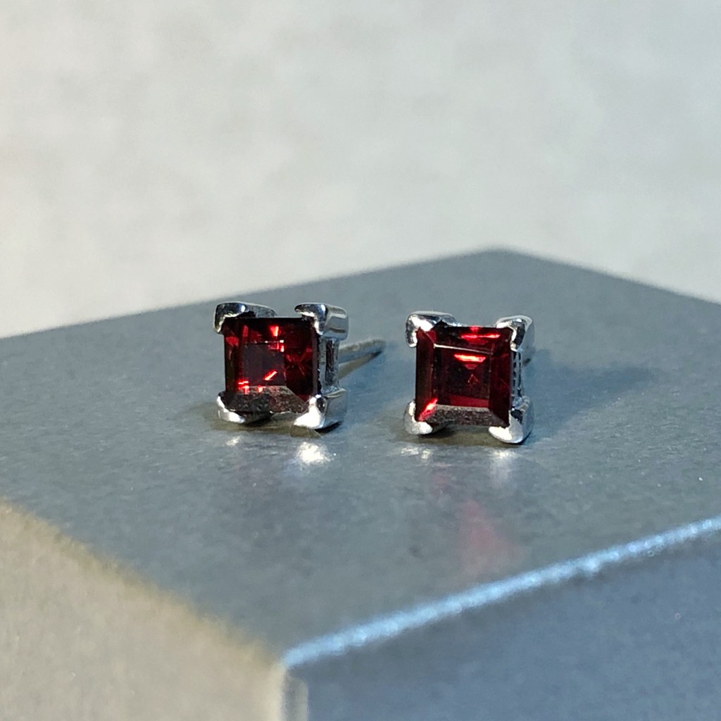 ต่างหู-เงินแท้925-พลอยโกเมนแท้-garnet-4-เหลี่ยม-จัตุรัส