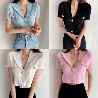Ey_official#1365#พร้อมส่งค่ะเสื้อครอปแฟชั่นคอปกแต่งกระดุมหน้า4เม็ดเนื้อผ้าไหมพรม