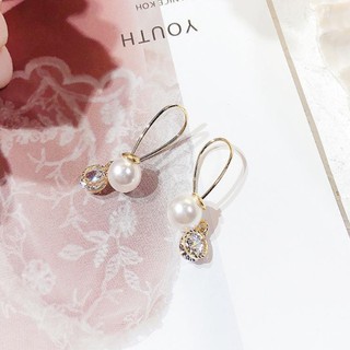ต่างหูแฟชั่น งานนำเข้า ดีไซน์สุดเก๋ส์สไตล์เกาหลี ต่างหูคริสตัลมุก Mini Crystal Pearl Earrings