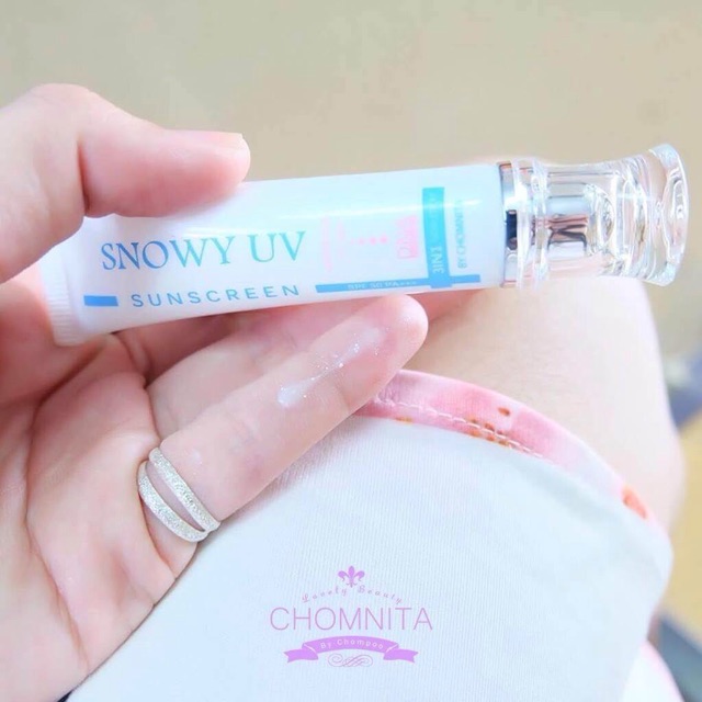 snowy-uv-cream-sunscreen-by-chomnita-15g
