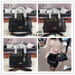 F.A ว่าแท้100%  COACH 27597 กระเป๋าถือคลาสสิก / สุภาพสตรี / กระเป๋าสะพายข้าง / กระเป๋ากะลาใบเล็ก / ซิปลายนูน / ลายสิทธ