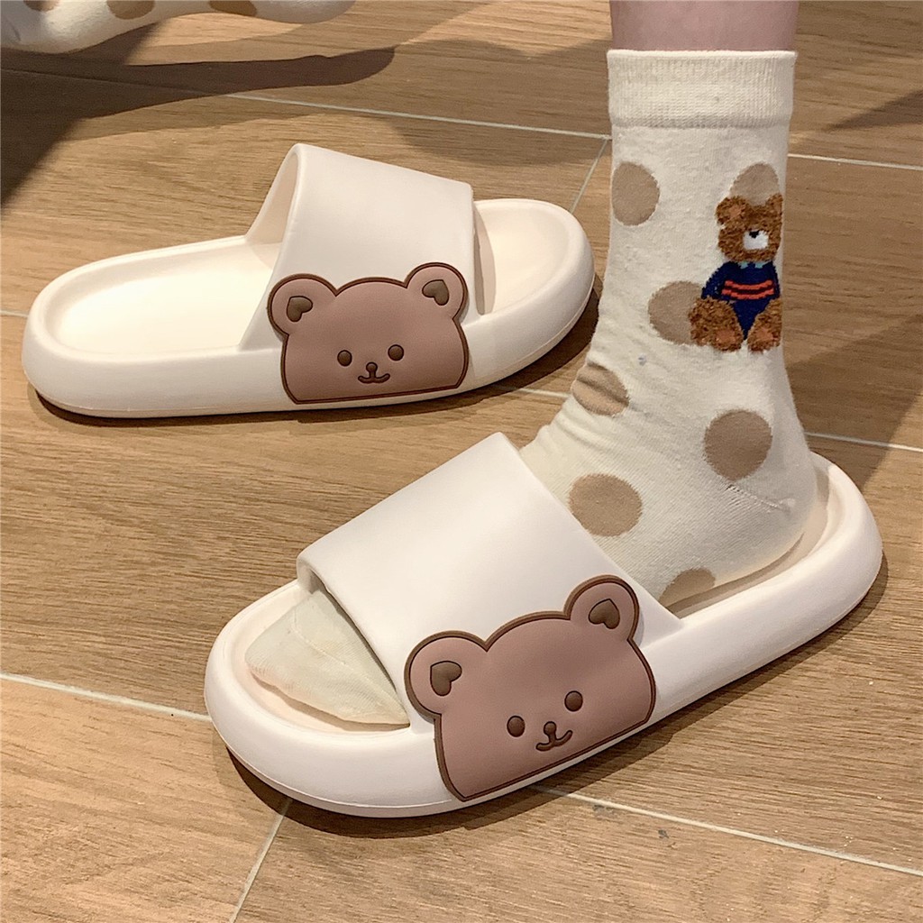 ภาพสินค้าFshoes รองเท้าแบบสวมน้องหมีสีน้ำตาลกำลังมาแรงสุดๆ ใส่ได้กับทุกชุดของคุณ งานนี้ไม่มีไม่ได้แล้วนะ จากร้าน fs188367748 บน Shopee ภาพที่ 2