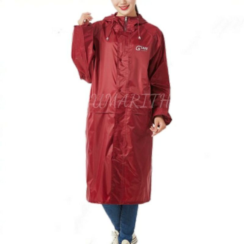 ภาพหน้าปกสินค้าCoat Rain ชุดเสื้อโค้ทกันฝน เสื้อกันฝน มีแถบสะท้อนแสงปกป้อง 2 ชั้น ด้วยซิปและกระดุม (เสื้อแบบมีหมวกฮูทคลุมศรีษะ) จากร้าน skisszaa บน Shopee
