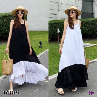 **สอบถามก่อนสั่งซื้อ** Maxi Dress แม็กซี่เดรสสายเดี่ยว แต่งชายตัดต่อผ้าสีทูโทน หน้าสั้น-หลังยาว