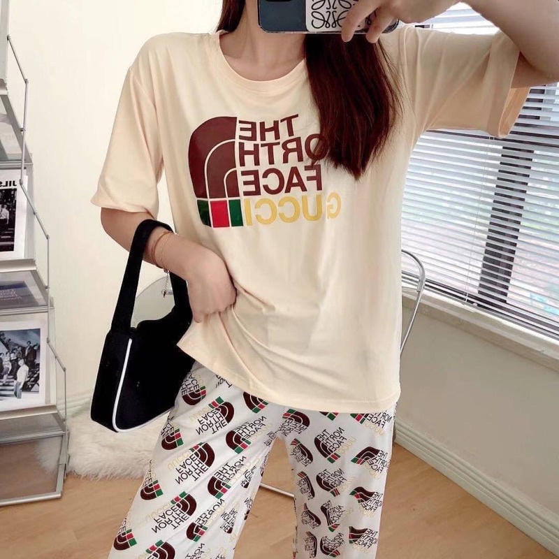 GUCCI ベスト レディース グッチ 中古　古着 gucci ผู้หญิง ราคาพิเศษ | ซื้อออนไลน์ที่ Shopee ส่งฟรี*ทั่ว