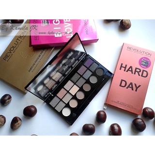 Makeup Revolution Hard Day Eyeshadow Palette 13g