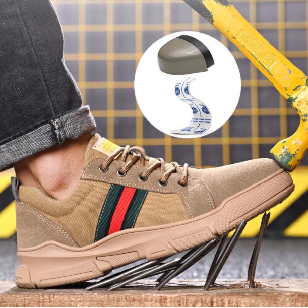 ภาพหน้าปกสินค้ารองเท้าเซฟตี้ safety shoes รองเท้าหัวเหล็ก รองเท้าเชื่อม ป้องกันน้ำร้อนลวก กันลื่น หลักฐานการเจาะ(38-46) จากร้าน tapricotac บน Shopee