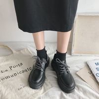ภาพหน้าปกสินค้ารองเท้าหนังรองเท้านักเรียนหญิงเกาหลีป่าย้อนยุคสไตล์อังกฤษ JK เครื่องแบบรองเท้าโลลิต้าญี่ปุ่นนุ่มน้องสาวน่ารั