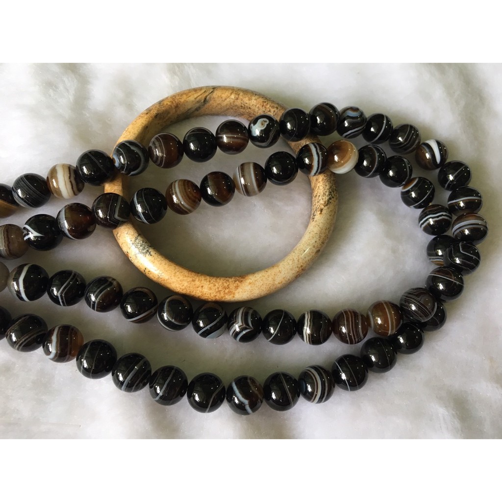 อาเกต-สีดำ-black-agate-หินเพิ่มความเชื่อมั่น-เส้นยาว-เกรด-a