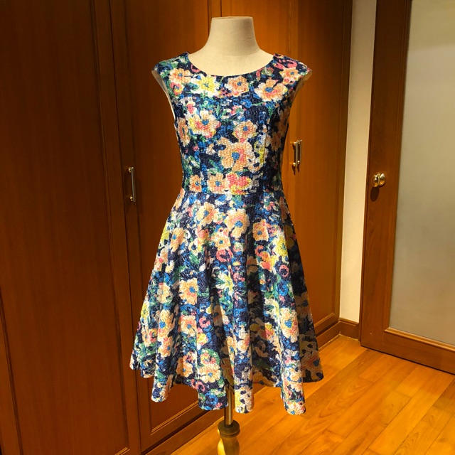 elle-paris-dress-like-new-size-m-high-quality-fabric