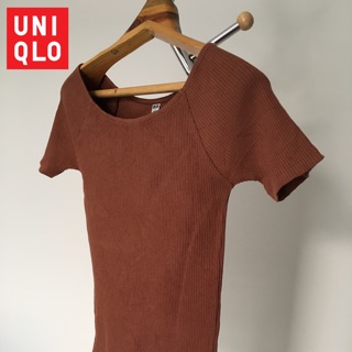 เสื้อ UNIQLO แท้💯 (size S)