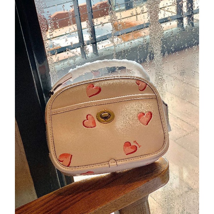 coach-lunchbox-top-handle-with-heart-print