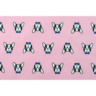 [SALE] ผ้าเมตร ผ้าคอตตอน ผ้าฝ้ายแท้ 100% ลายหมาน้อยน่ารัก เฟรนช์ บูลด็อก (French Bulldog) บนพื้นสีชมพู [PFQ609]