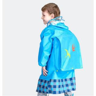 Akachan เสื้อกันฝน Smally สีฟ้า แบบมีช่องใส่กระเป๋าเป้ ไซส์ SS-S-M-L-XL-XXL (ราคาเฉพาะเสื้อกันฝน)