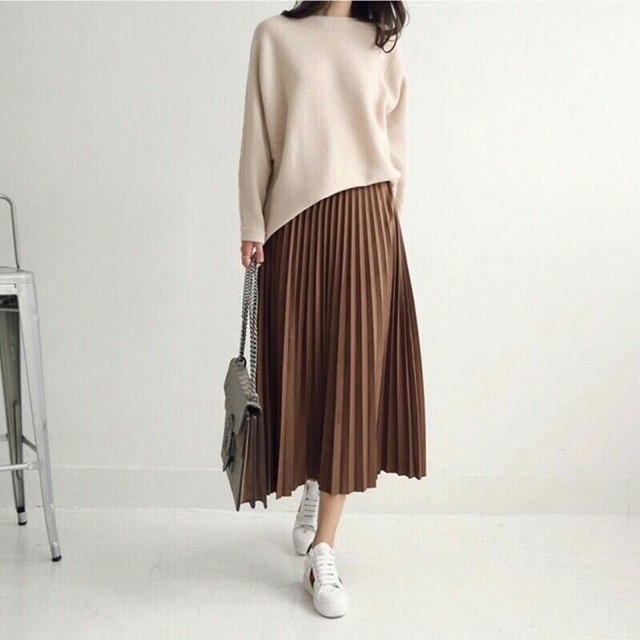 endless-pleat-skirt