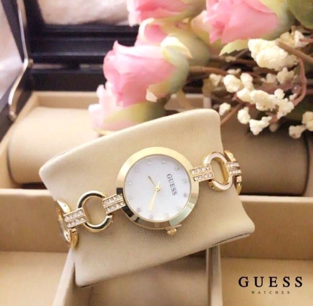 นาฬิกาข้อมือ-guess