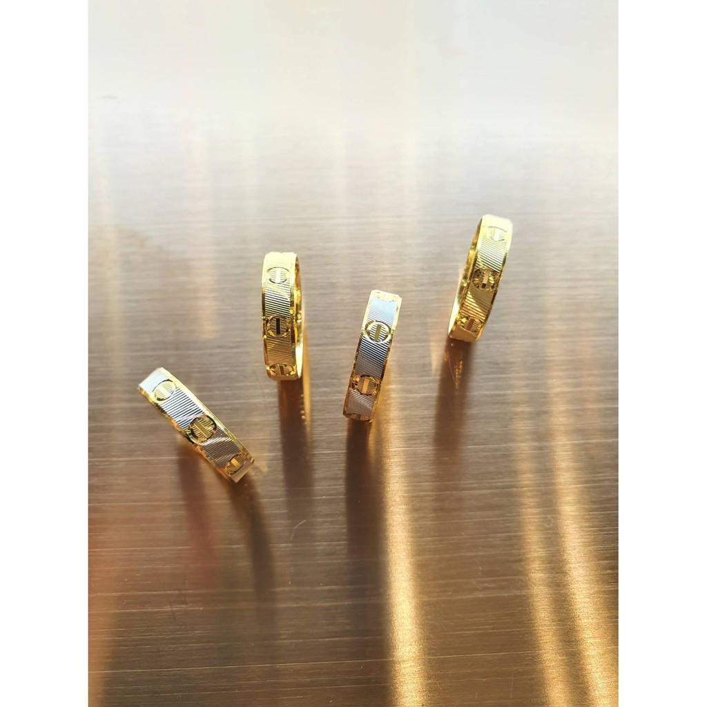 ภาพหน้าปกสินค้าSHINING GOLD ทองคำแท้ 96.5% แหวนหัวน๊อต Gold และ ชุบ White Gold น้ำหนัก 1 สลึง และ 2 สลึง จากร้าน shininggoldjewelry บน Shopee