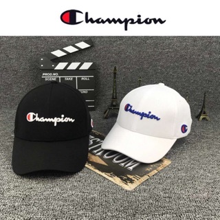 ภาพขนาดย่อของภาพหน้าปกสินค้าหมวกChampion Cap หมวกแชมป์เปี้ยน โลโก้ พร้อมตัวอักษร Champion (สีดำ) จากร้าน lbxx4.th บน Shopee