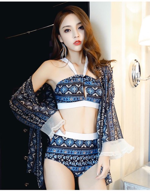 ชุดว่ายน้ำ-เสื้อคลุม