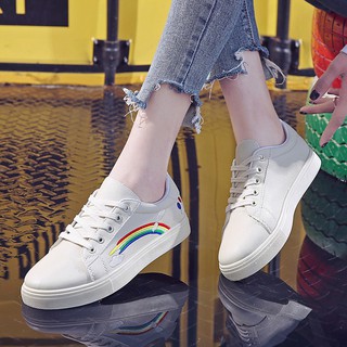 ภาพขนาดย่อของภาพหน้าปกสินค้ารองเท้าผ้าใบ แฟชั่น ลายปักสายรุ้ง ใส่สบาย TP105 จากร้าน korea_style01 บน Shopee ภาพที่ 1