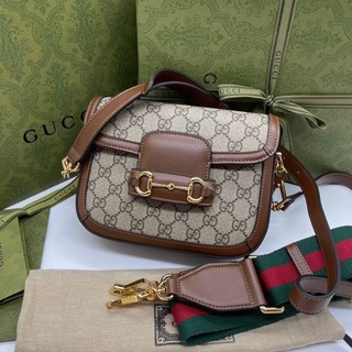 Gucci Original Grade Size20cm หนังแท้แคนวาสสวยแบบต้นฉบับเลยค่ะ คัตติ้งเนี๊ยบ ถ่ายจากสินค้าจริงค่ะ ซูมดูลายหนังได้เลยค่ะ