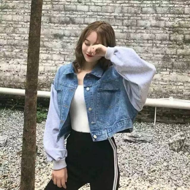 แจ็คเก็ตยีนส์แขนเทาทรงครอป-แบบฮอตฮิต