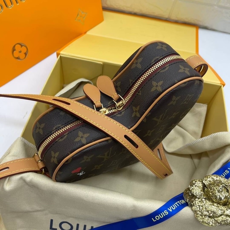 louis-vuitton-original-grade-size20cm-สวยเก๋ไม่ซ้ำใครเลยค่ะ-แคนวาสเกรดเดียวกับต้นฉบับ-เหมือนเป๊ะทุกประการค่ะ