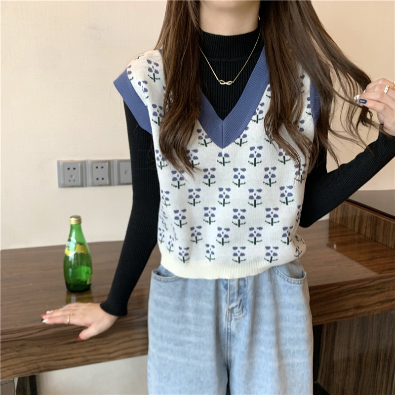 chemisegrace-พร้อมส่ง-เสื้อกั๊กไหมพรมเกาหลี-เสื้อกั๊กผ้าถัก-คอวี-ลายดอกไม้-แบบสวมหัว-น่ารักสุดๆจ้า-ทรงหลวม-23165