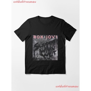 Tulisanhitam Slippery When Wet Bon Jovi Essential T-Shirt บอนโจวี ​วงร็อค Bon Jovi เสื้อยืดผู้หญิง เสื้อยืดผู้ชาย เสื้อย