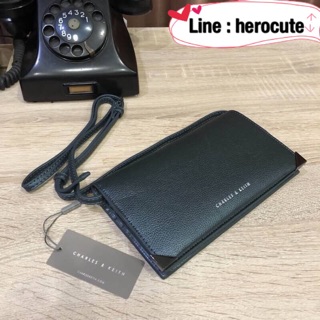 CHARLES&amp;KEITH CLUTCH WITH DETAILS ของแท้ ราคาถูก