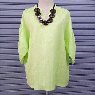 ( สอบถามก่อนสั่งสินค้า) เสื้อลินินคอตั้ง เจาะคอวี แขนพองเป็นผ้าลินินไม่หนาไม่บางมาก ทรงหลวมหลวมใส่สบายอก 48-50 นิ้ว
