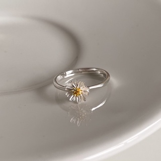 (โค้ด X8SFXJ ลด 20%) A.piece  แหวนเงินแท้ [all silver 925] Daisy Ring แหวนเดซี่ (120)